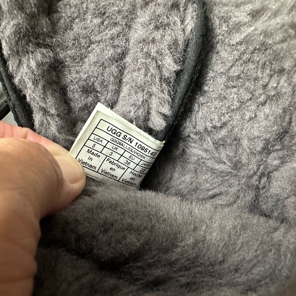 UGG Adirondock-III US-5 - Picture 9 of 12